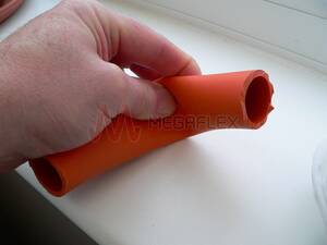 Red Natural Rubber Tubing Highly Flexible even in Cold Conditions (General Purpose)