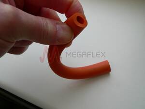 Vacuum Red Natural Rubber Tube